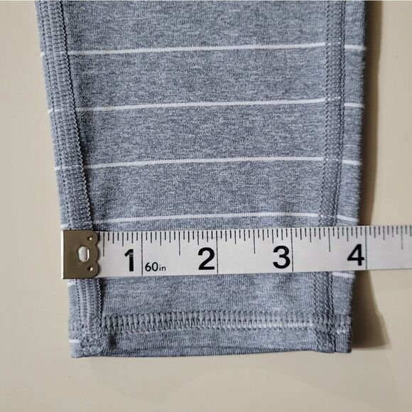 Athleta Gray Stripe Salutation 7/8 Tight In POWERVITA - Picture 12 of 16